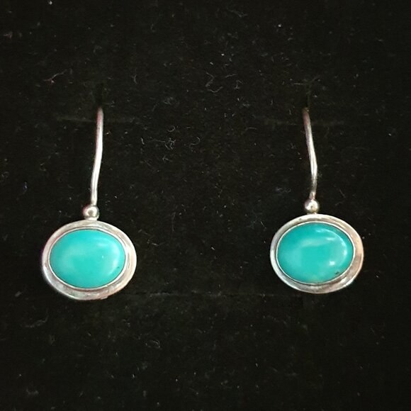 Dainty Vintage 925 Sterling Silver Natural Turquoise Hook Earrings - Picture 1 of 9